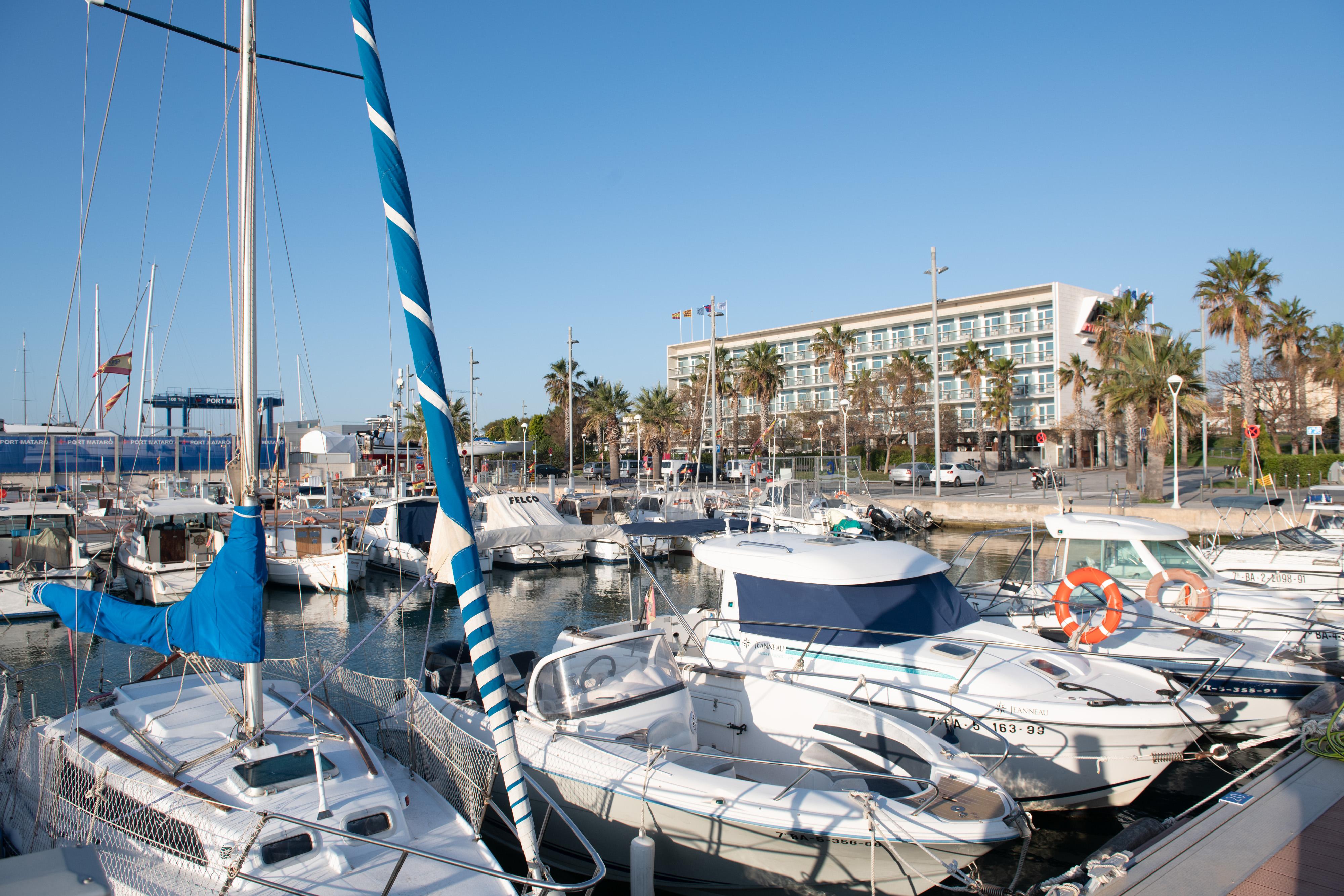 Atenea Port Barcelona Mataró Esterno foto